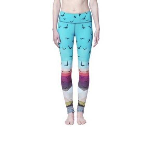Mara Hoffman Active Climb A Mountain Sun Birds Leggings M Medium - Picture 1 of 11